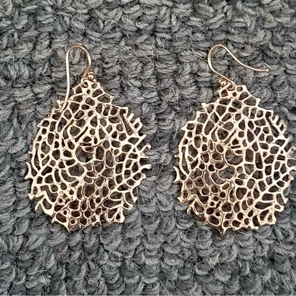 Henri Bendel Statement Earrings Dangling Rose Gold - image 5